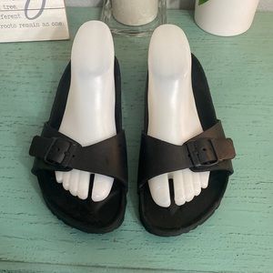 Women BirkenStock sandals SZ 39